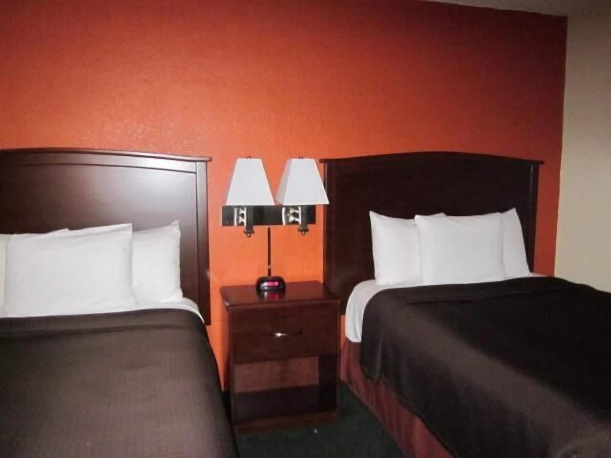 Americinn By Wyndham Plymouth Kültér fotó
